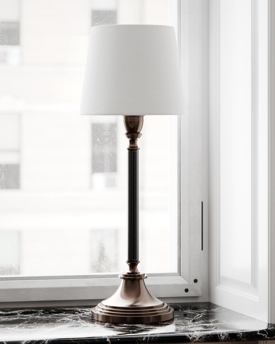 Dinant bordslampa med vit skärm