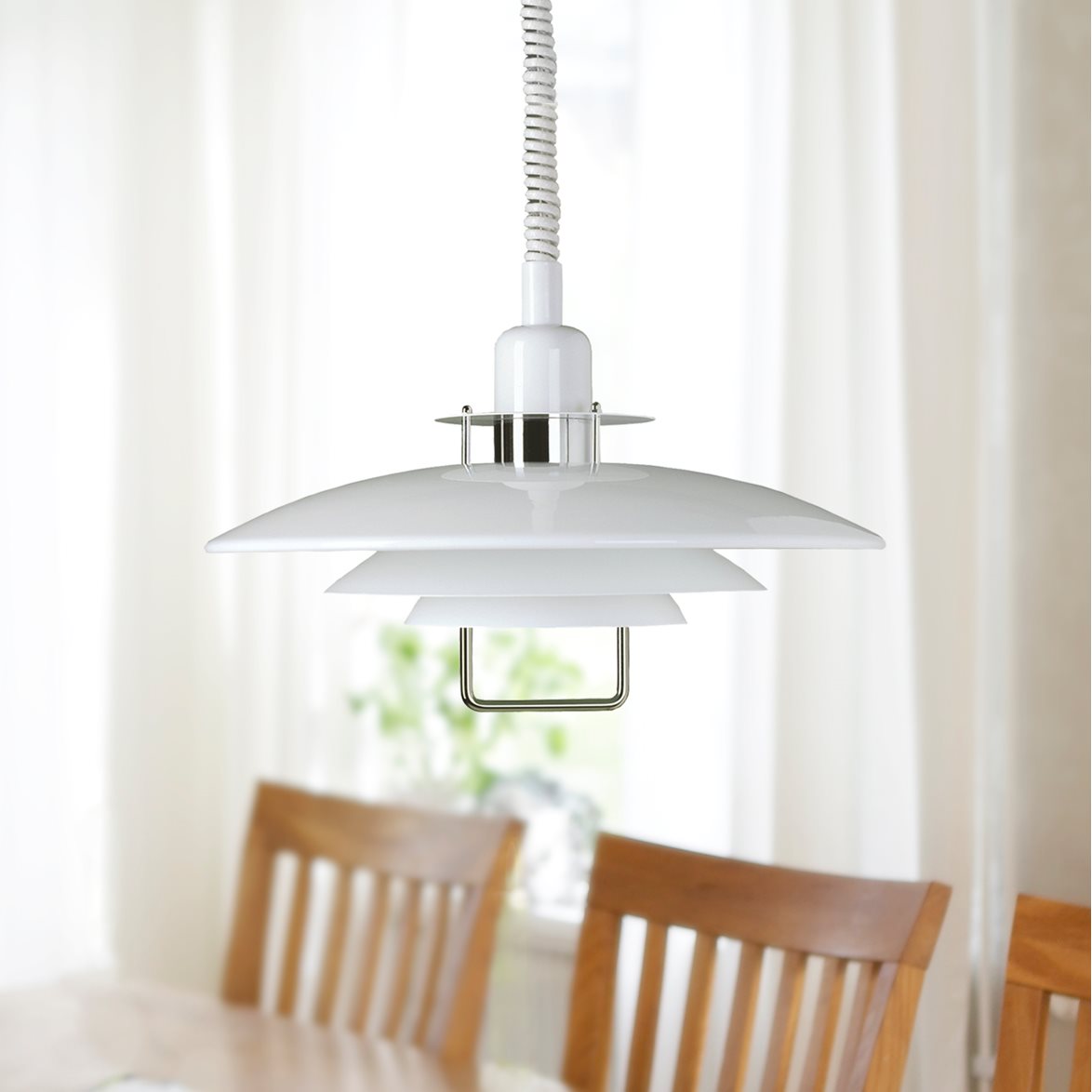 PRIMUS II taklampa 43cm vit/krom med hiss