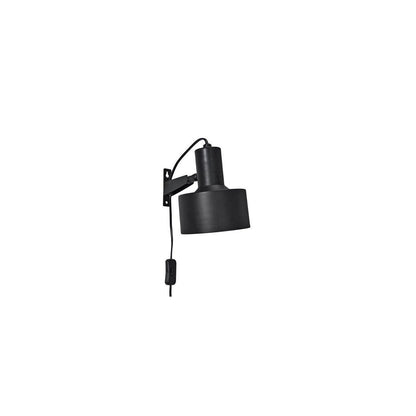 Solo vägglampa matt svart